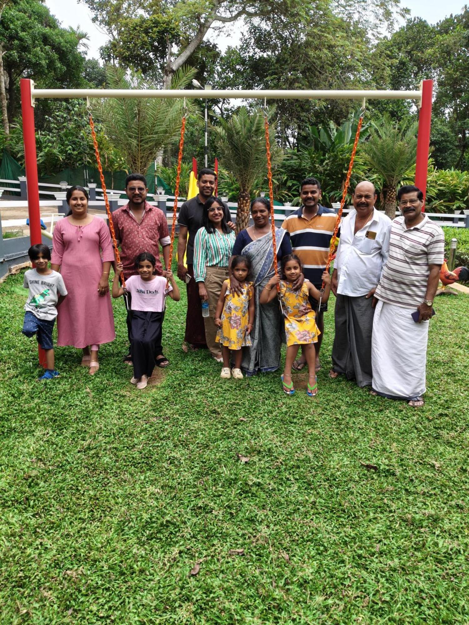 Arabian Holiday Resort With Swimming Pool In Idukki Calvary Mount Exterior foto