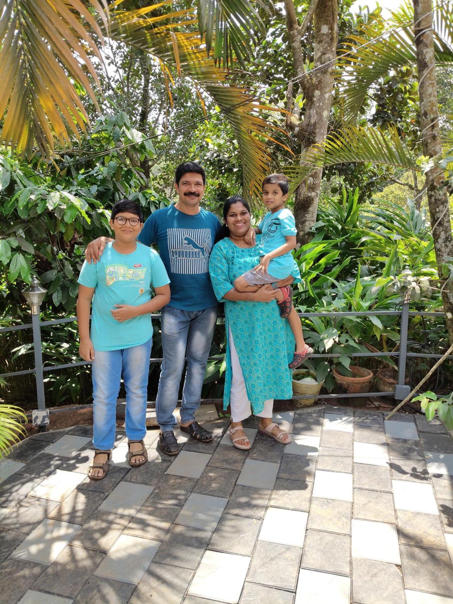 Arabian Holiday Resort With Swimming Pool In Idukki Calvary Mount Exterior foto